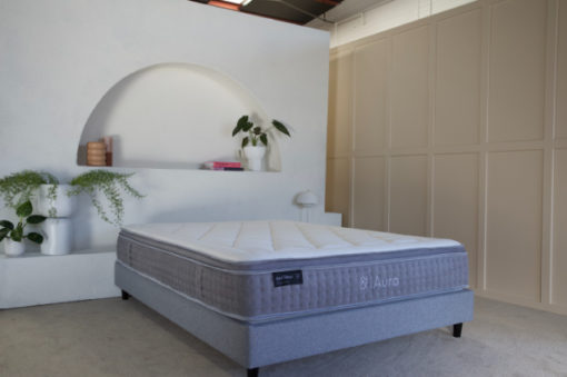 Chiropedic And Sleep Aura Mattress